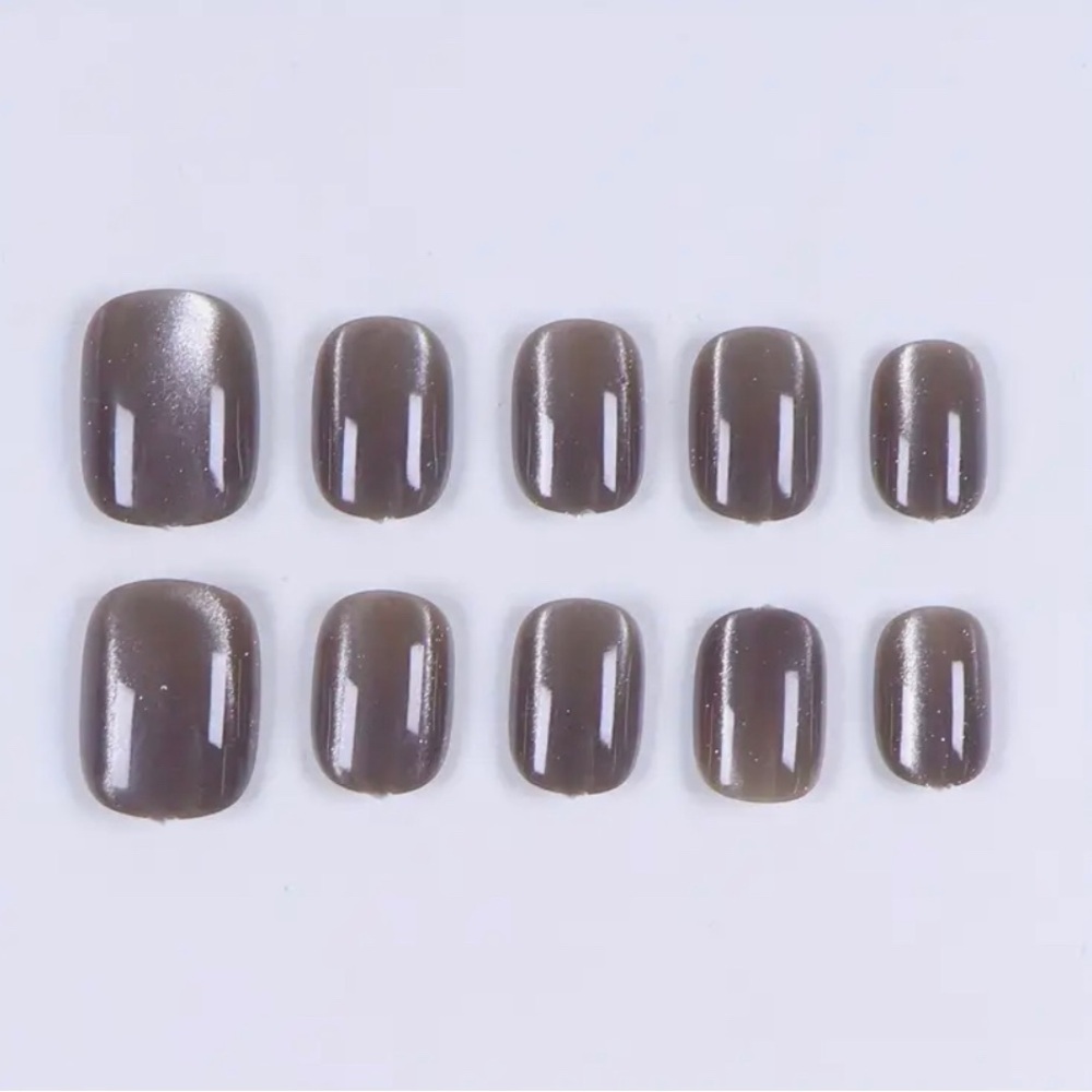 🍒🍒 Brown Jelly Press-On Nails
